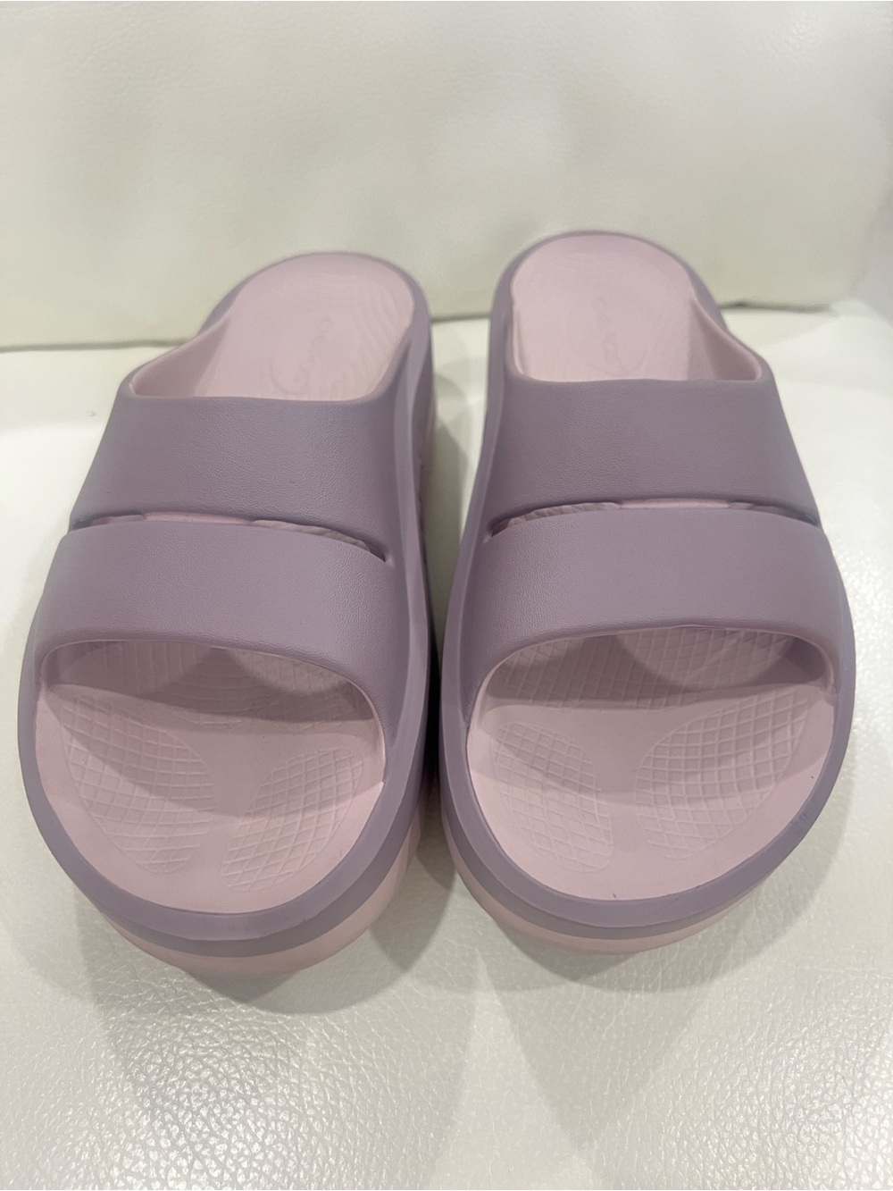 OOFOS Womens Lavender Pink Slide Sandals - Picture 2 of 7